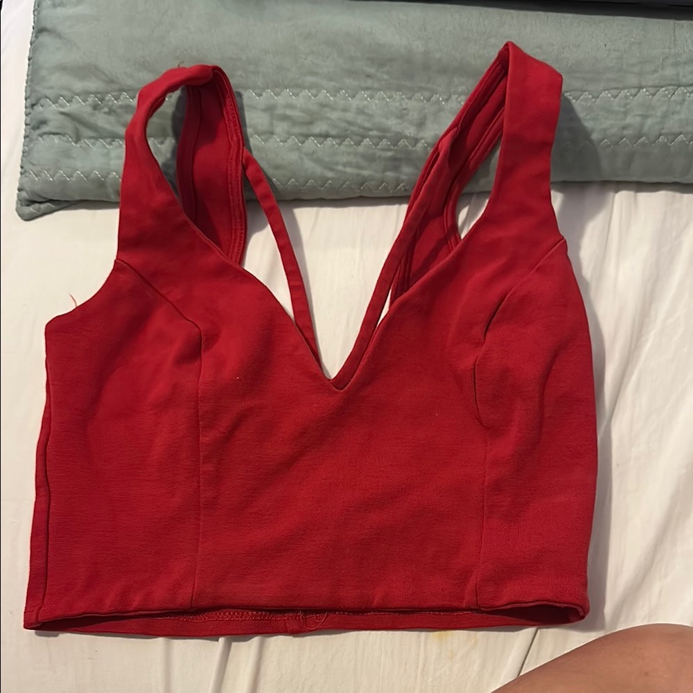 Fora Sleeveless Crop Top